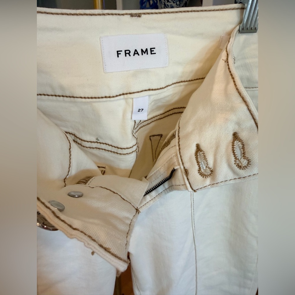 Frame Le High Flare Jeans in Cream - Picture 12 of 14